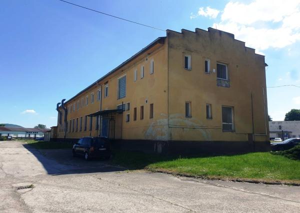 Administratívna budova so sklad. priestormi 1200 m2 - Tr. Bohuslavice