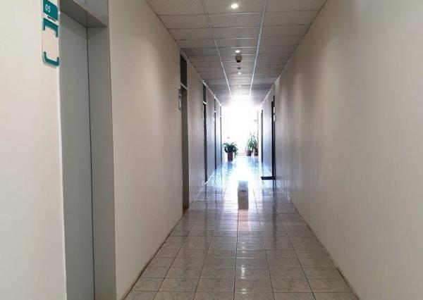 Administratívna budova so sklad. priestormi 1200 m2 - Tr. Bohuslavice