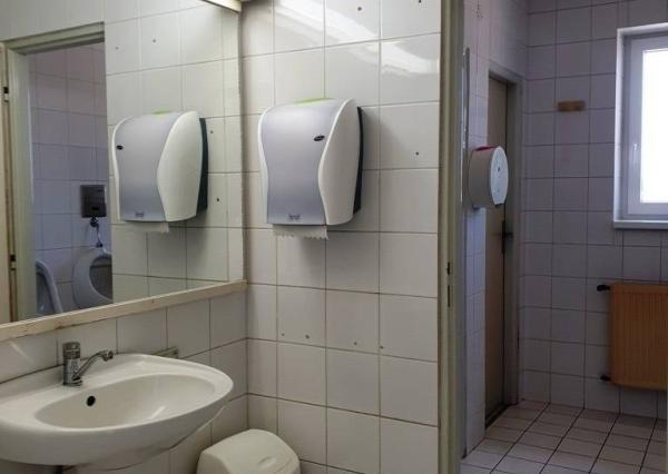 Administratívna budova so sklad. priestormi 1200 m2 - Tr. Bohuslavice