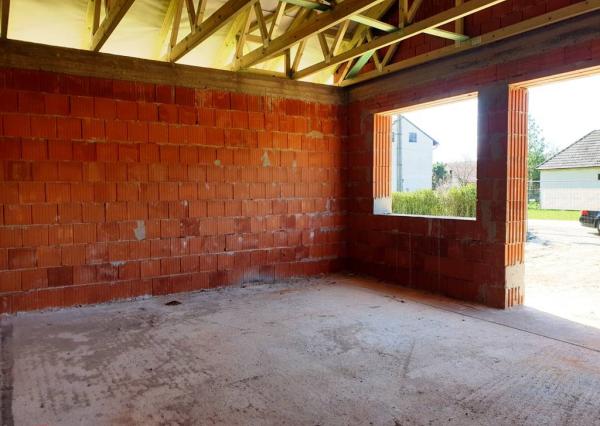 Rozostavaný 4-izbový rodinný dom – novostavba, Stará Turá, Topolecká