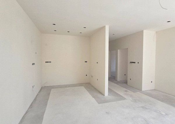 NOVOSTAVBA 4-IZBOVÉHO BUNGALOVU LEN 7 KM OD PIEŠŤAN – SOKOLOVCE