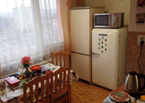 *REZERVOVANÉ* ŠTVORIZBOVÝ BYT 82 M2, PIEŠŤANY, TEPLICKÁ