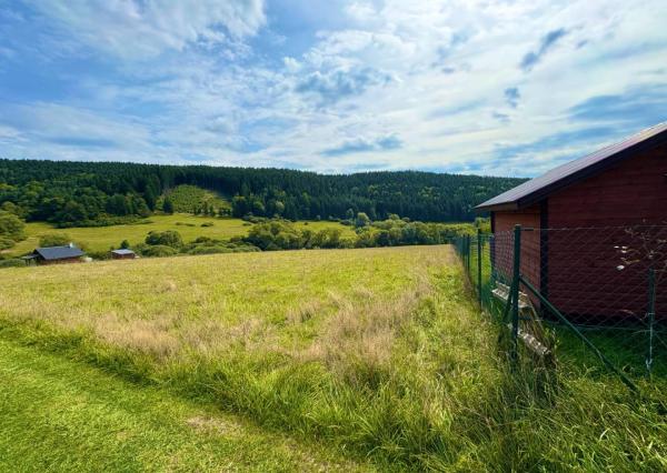 POZEMOK NA PREDAJ - PAPRADNO