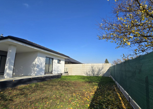 *PREDANÉ* 4 izb BUNGALOV novostavba Rakovice, kvalitné prevedenie