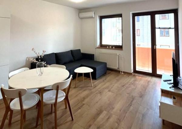 *PRENAJATÉ* Slnečný, moderný, zariadený 2 izb. byt 56 m2 PN, Stromová