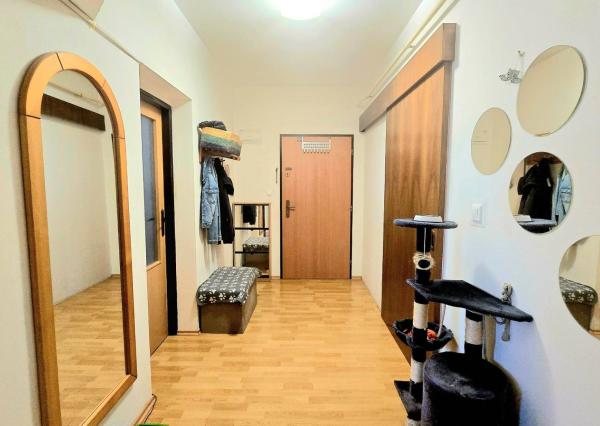 Priestranný 3-izbový byt (72 m² + balkón) – Sokolovce, výhodná kúpa !