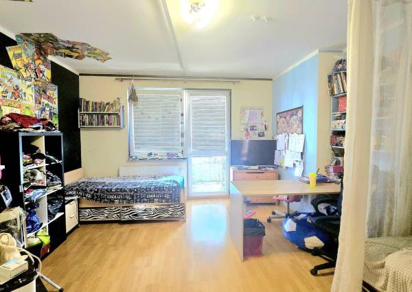 Priestranný 3-izbový byt (72 m² + balkón) – Sokolovce, výhodná kúpa !