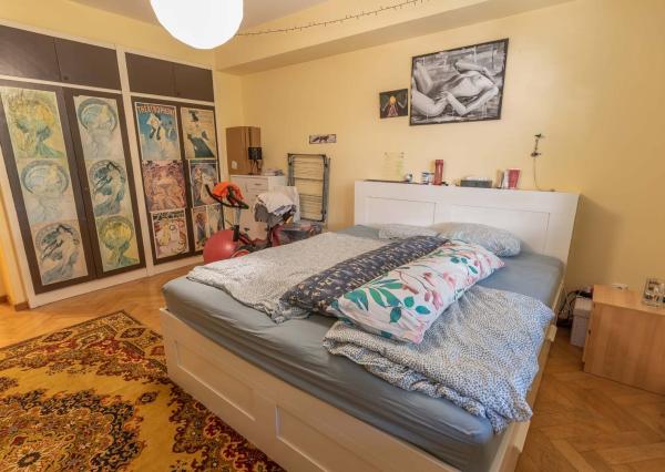 Na prenájom veľký 3,5 izbový byt s balkónom + KK, 118 m², ul.F..Kráľa