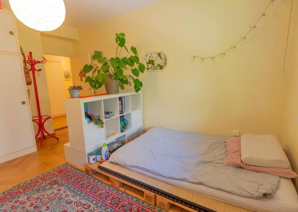 Na prenájom veľký 3,5 izbový byt s balkónom + KK, 118 m², ul.F..Kráľa