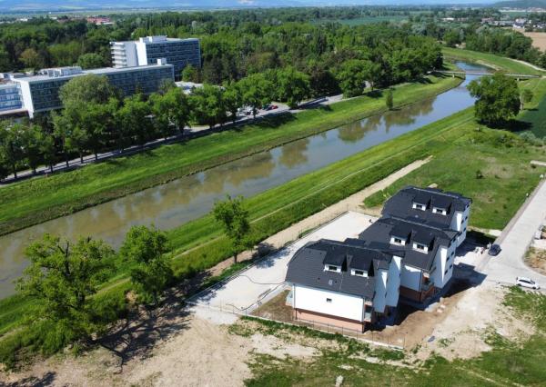 NA PREDAJ – 2-izbový byt 49 m2 v novostavbe RiverResort, Banka 