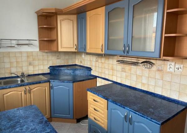 Predám 3 izbový byt Ladce, 70 m2