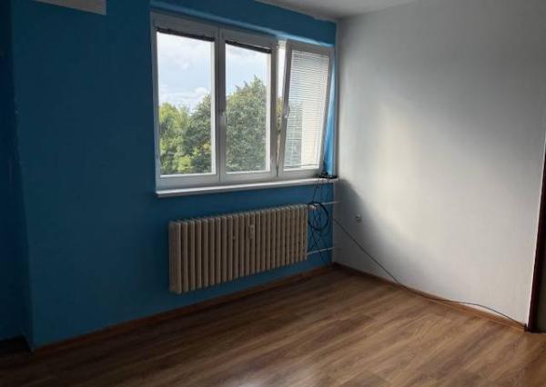Predám 3 izbový byt Ladce, 70 m2