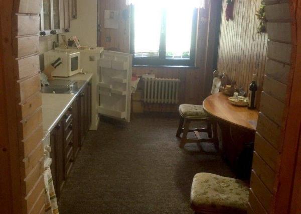 Priestranná chalupa pri lyžiarskom stredisku - Valaská Belá