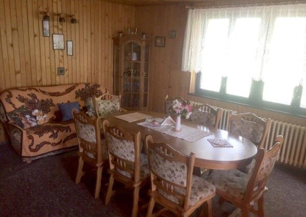 Priestranná chalupa pri lyžiarskom stredisku - Valaská Belá