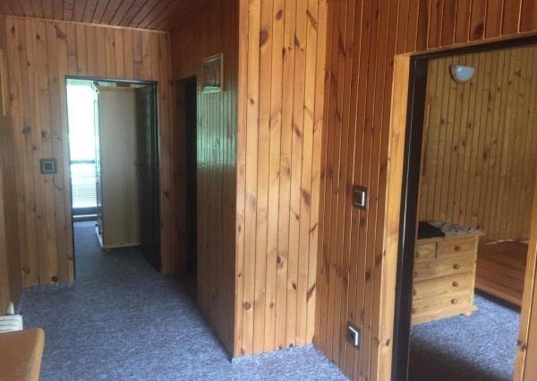 Priestranná chalupa pri lyžiarskom stredisku - Valaská Belá