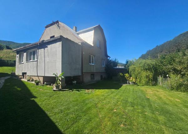 REZERVOVANÉ - Víkendová chalupa Dolná Poruba 