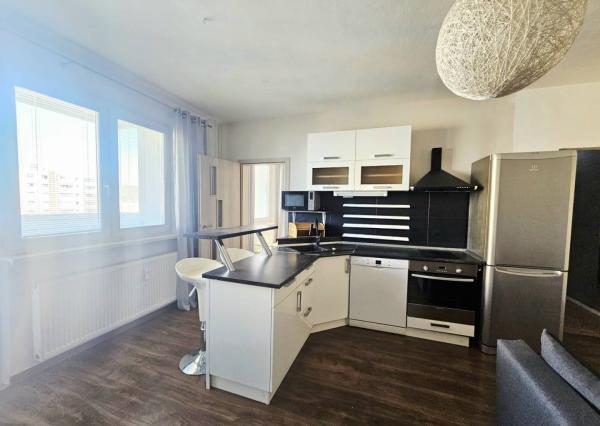 REZERVOVANÉ - 2 izbový byt  - Dubnica nad Váhom, Centrum II