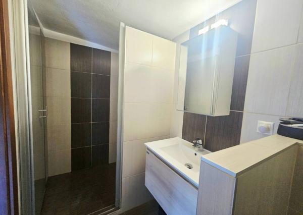 Predaj rodinného domu, Omšenie, Omšenie, Trenčín