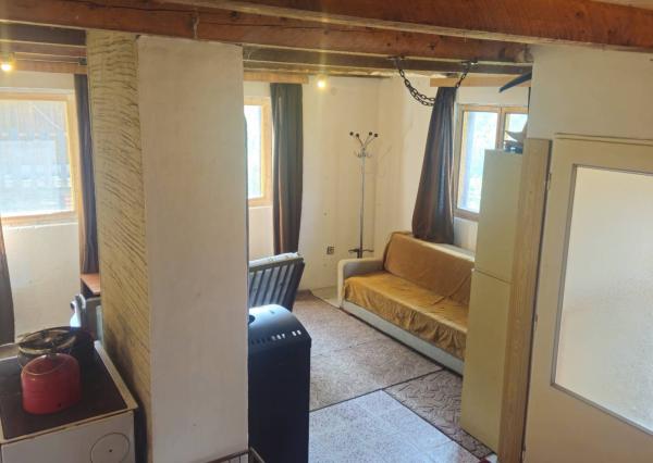 Rekreačná 2 podlažná chata v obci Čavoj-Krpelance