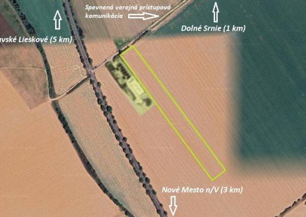 Investičný pozemok o výmere 17 261 m2 - len 3 km od Nového Mesta n/V