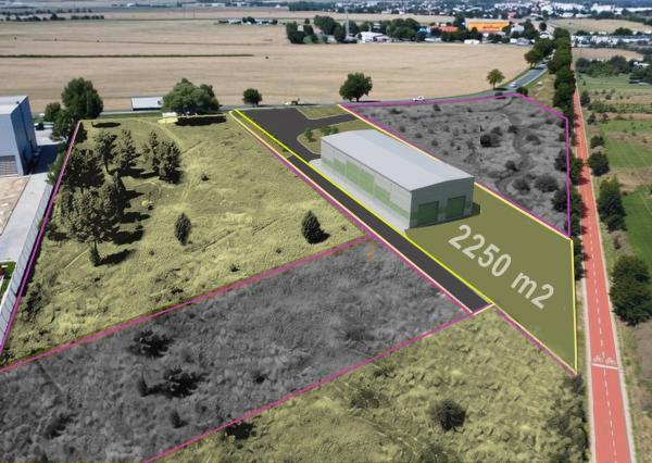 INVESTIČNÝ POZEMOK 2250 M2 NA PREDAJ – KRAKOVANY, časť STRÁŽE