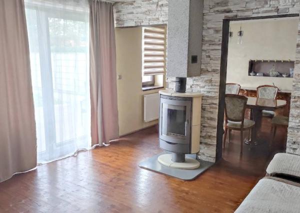 NOVÁ CENA!!! 5 izbový rodinný dom s garážou, Moravany nad Váhom