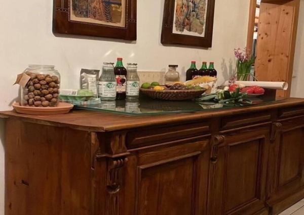 Rodinný dom 5+1 s dvojgarážou a pozemkom 2771 m², okres Domažlice (ČR)