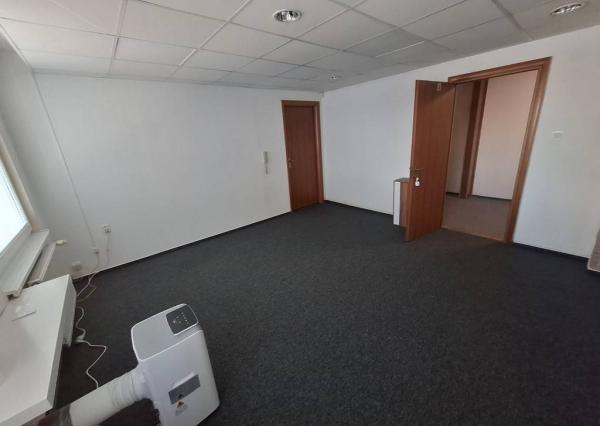 Prenájom kancelárskych priestorov, Vrbovská Cesta, Piešťany