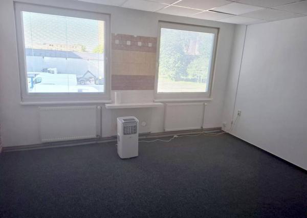 Prenájom kancelárskych priestorov, Vrbovská Cesta, Piešťany