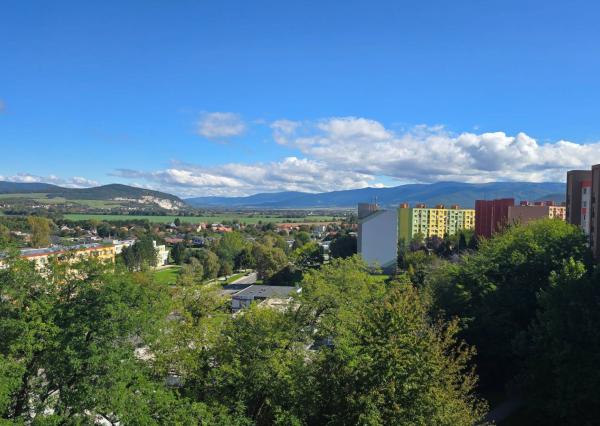 Na predaj 1 izbový byt 37 m2 Partizánske - Šípok