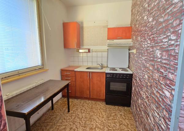 Na predaj 1 izbový byt 37 m2 Partizánske - Šípok