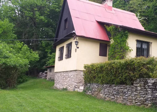 Krásna chalupa na samote Valaská Belá-PREDANÉ