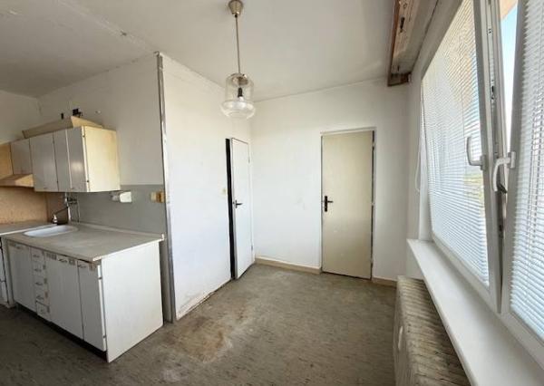 2-izbový byt - Dubnica nad Váhom, ul. Pod Kaštieľom (krásny výhľad, ve