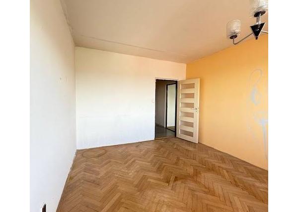 2-izbový byt - Dubnica nad Váhom, ul. Pod Kaštieľom (krásny výhľad, ve