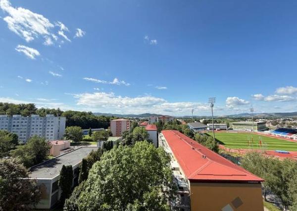 2-izbový byt - Dubnica nad Váhom, ul. Pod Kaštieľom (krásny výhľad, ve