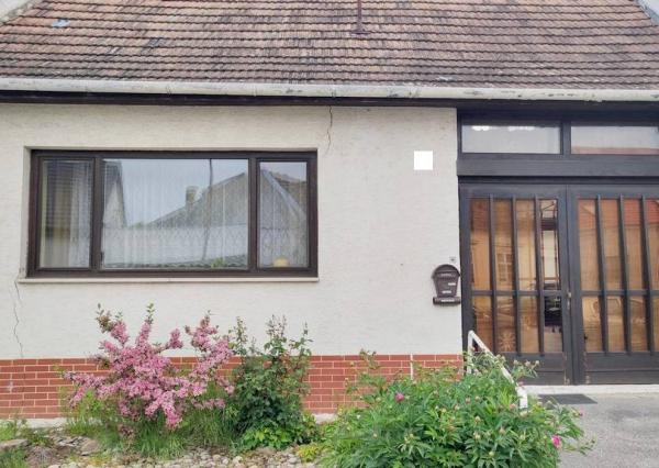 REZERVOVANÉ.....Na predaj 3 izbový rodinný dom, Pod Párovcami Piešťany