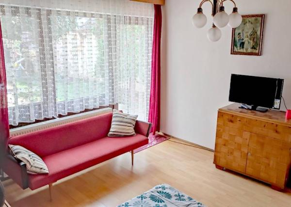 REZERVOVANÉ.....Na predaj 3 izbový rodinný dom, Pod Párovcami Piešťany