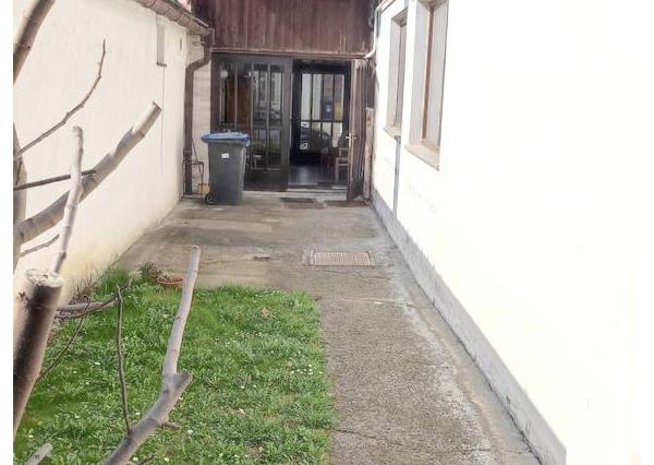 REZERVOVANÉ.....Na predaj 3 izbový rodinný dom, Pod Párovcami Piešťany