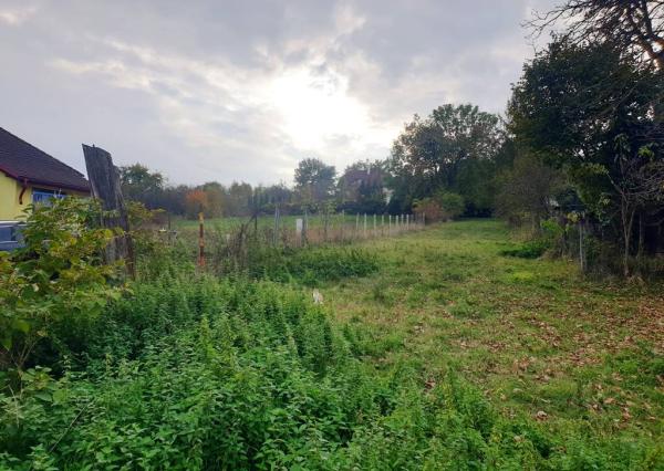 Stavebný pozemok o výmere 704 m2 v súkromnej štvrti - Stará Turá