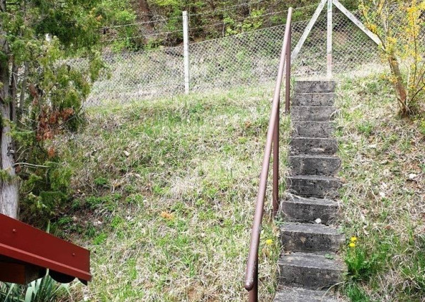 Záhradná murovaná chata s pozemkom 554 m2 - Hôrka n/V, NMnV