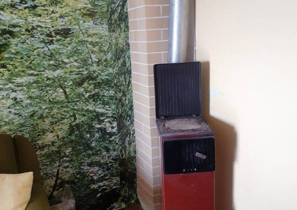 Záhradná murovaná chata s pozemkom 554 m2 - Hôrka n/V, NMnV