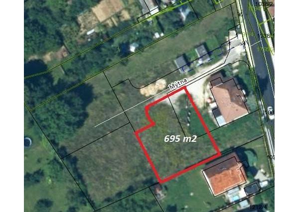 Stavebný pozemok o výmere 695 m2 v súkromnej štvrti - Stará Turá