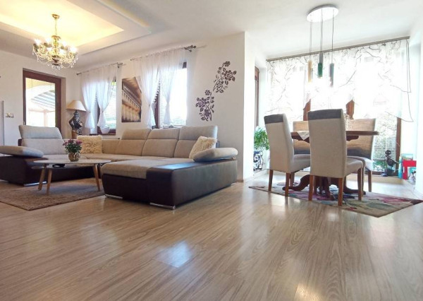 Novinka! Rodinný dom s bazénom v lukratívnej lokalite - Nitra - Prameň