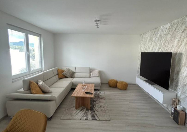 Luxusný 3 izbový mezonetový byt v UrbanParku (105 m2)-Trenčín