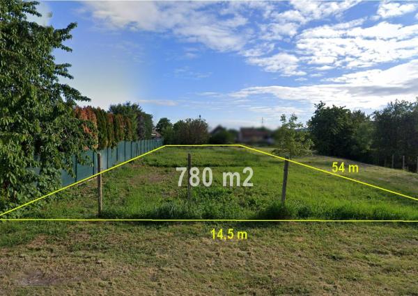 Stavebný pozemok 780 m² – Brunovce, okres Nové Mesto nad Váhom