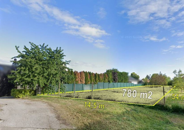 Stavebný pozemok 780 m² – Brunovce, okres Nové Mesto nad Váhom
