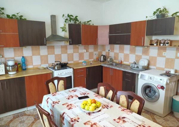 REZERVOVANÉ...Rodinný dom po rekonštrukcii v blízkom centre, Piešťany