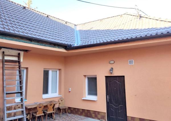 REZERVOVANÉ...Rodinný dom po rekonštrukcii v blízkom centre, Piešťany