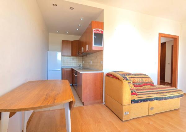 Predaj 2-izbového bytu s loggiou – Piešťany, Valová ul. - Rezervované