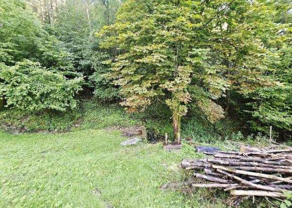 REKREAČNÁ CHATA - / ŠÍPKOV / POZEMOK 1209 m2  / DVOJPODLAŽNÁ